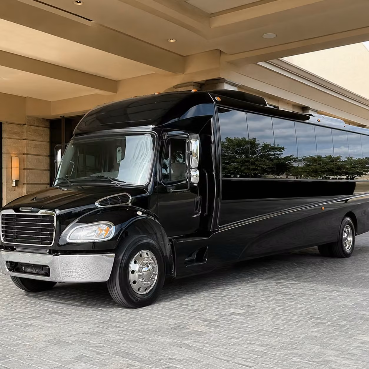 35 passenger minibus