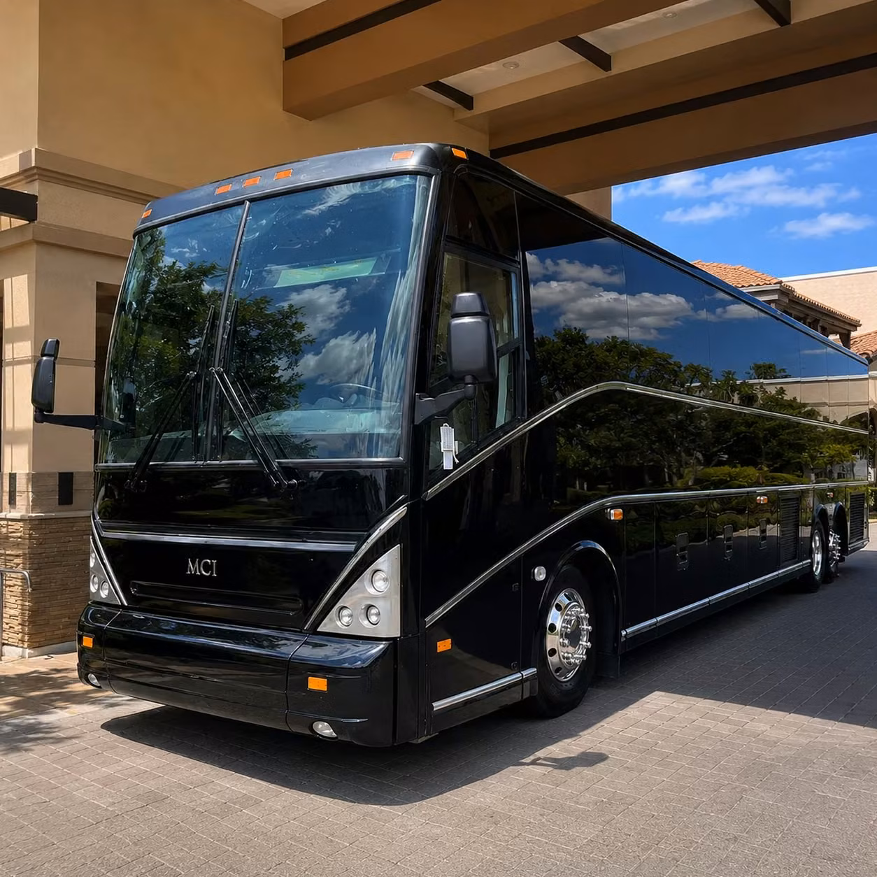 charter bus rentals for groups traveling to concerts outside santa barbara