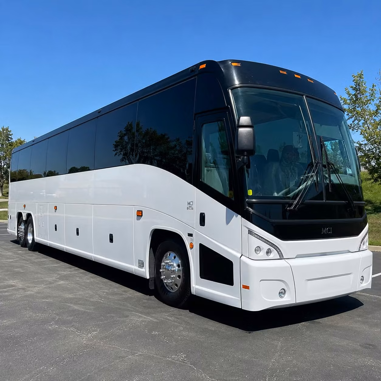 commuter shuttle services along the us 101 corridor in santa barbara